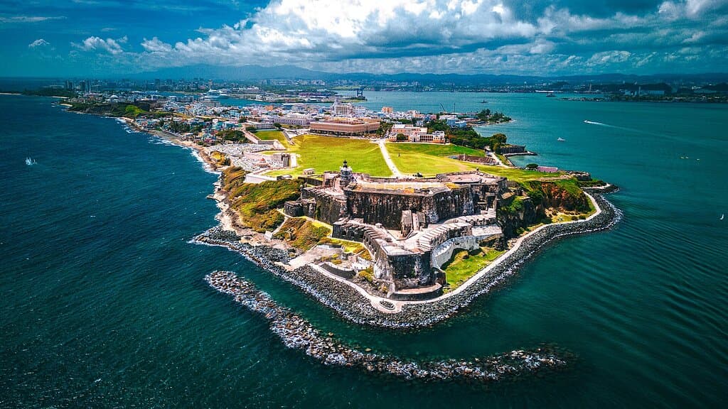 Old San Juan is home to the San Juan National Historic Site, with buildings dating from the 16th century, including the San Felipe del Morro and San Cristóbal fortresses and the old city walls. The Bautista Cathedral houses the tomb of Spanish explorer Juan Ponce de León. Brightly colored houses line cobbled streets and shady plazas, alongside cool cocktail bars and renowned Caribbean fusion restaurants. 