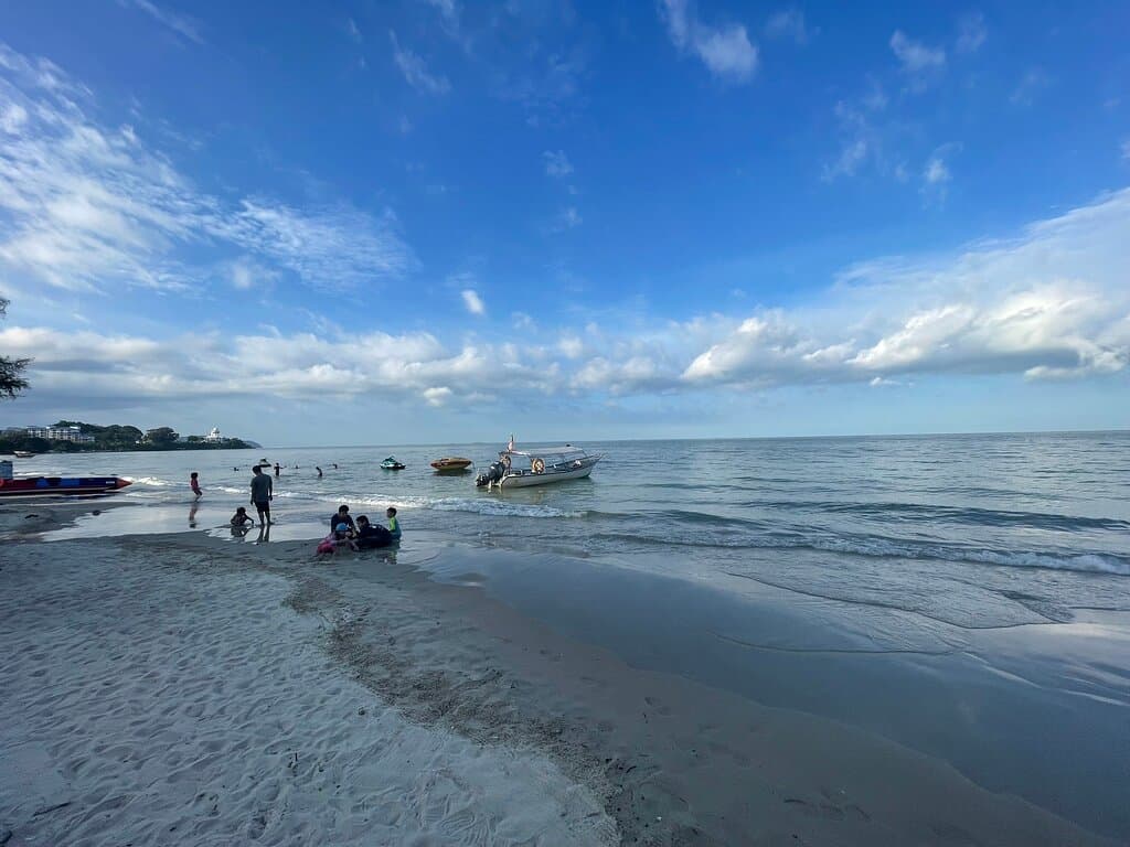 Dataran Teluk Kemang