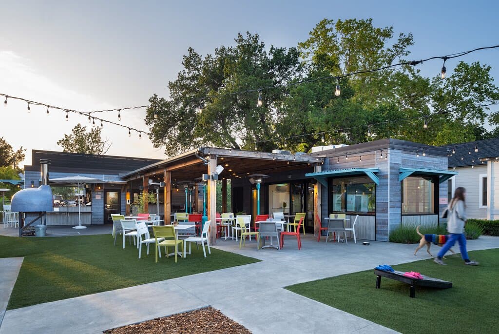 Pet-friendly outdoor dining