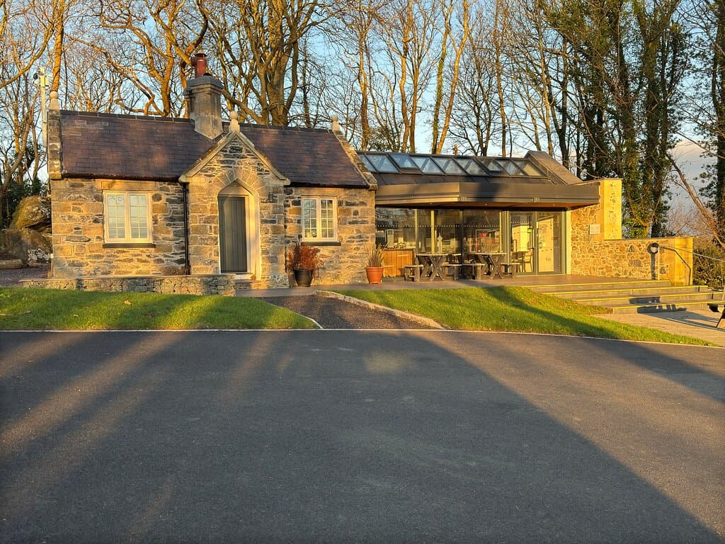 Tŵr Marcwis - Anglesey Column Café & Visitor Centre