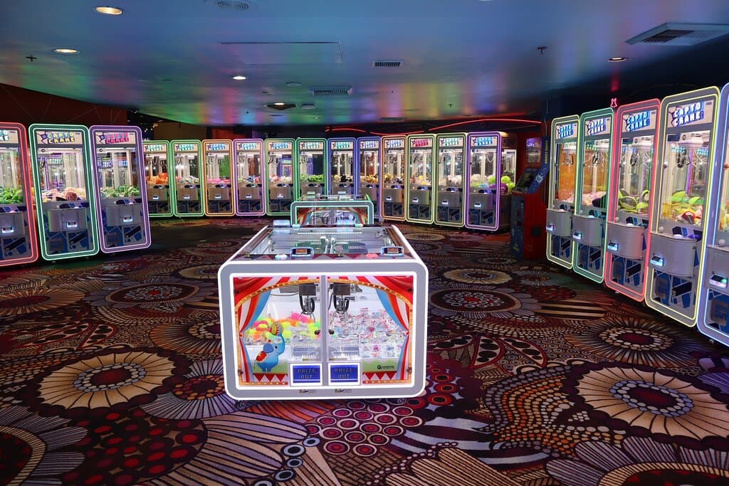 Introducing King's Kranes – a brand-new attraction inside the Fun Dungeon at Excalibur! With over 30 claw machines, it's the ultimate test of your skill and precision. Can you snag the prize? Come give it a try and rule the claws!