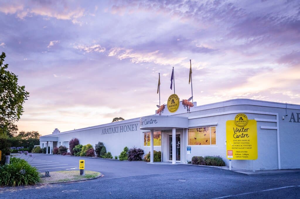 Welcome to Arataki Honey, home of New Zealand's favourite honey