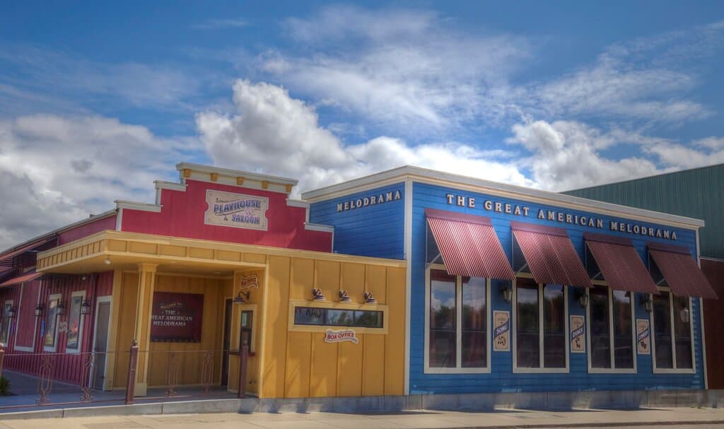 The Great American Melodrama tells captivating stories on stage, but one of the best has never been shared on stage—the love story between founders John and Lynne Schlenker.  The two first met in 1968, when John was a teacher at Ernest Righetti High School in Santa Maria. He taught English, speech, and theater arts and Lynne worked as the principal’s secretary. It would not be for 11 years until they met again at a party, where a spark ignited between them.