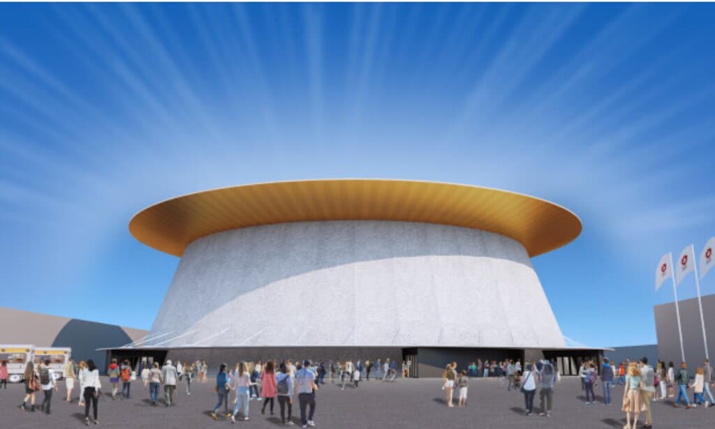 1970大阪万博の「太陽の塔」を連想させるEXPOホール。客席・舞台が一体となった円形劇場は、会場のシンボル。