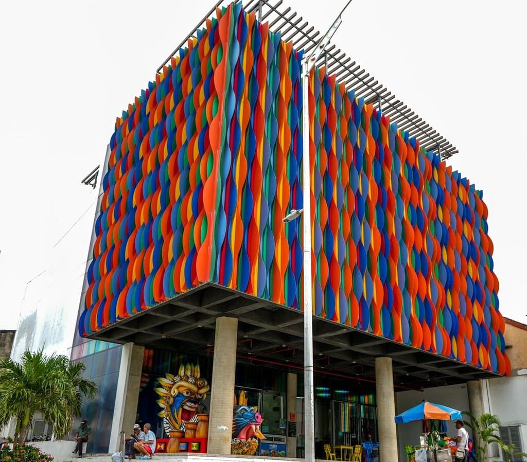 Ubicado en el Barrio Abajo de Barranquilla, declarado sitio cultural por su gran oferta artística y gastronómica.