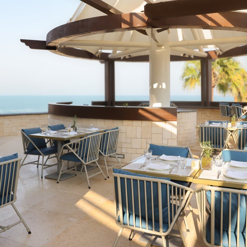 Olio Trattoria Italiana - Outdoor setting