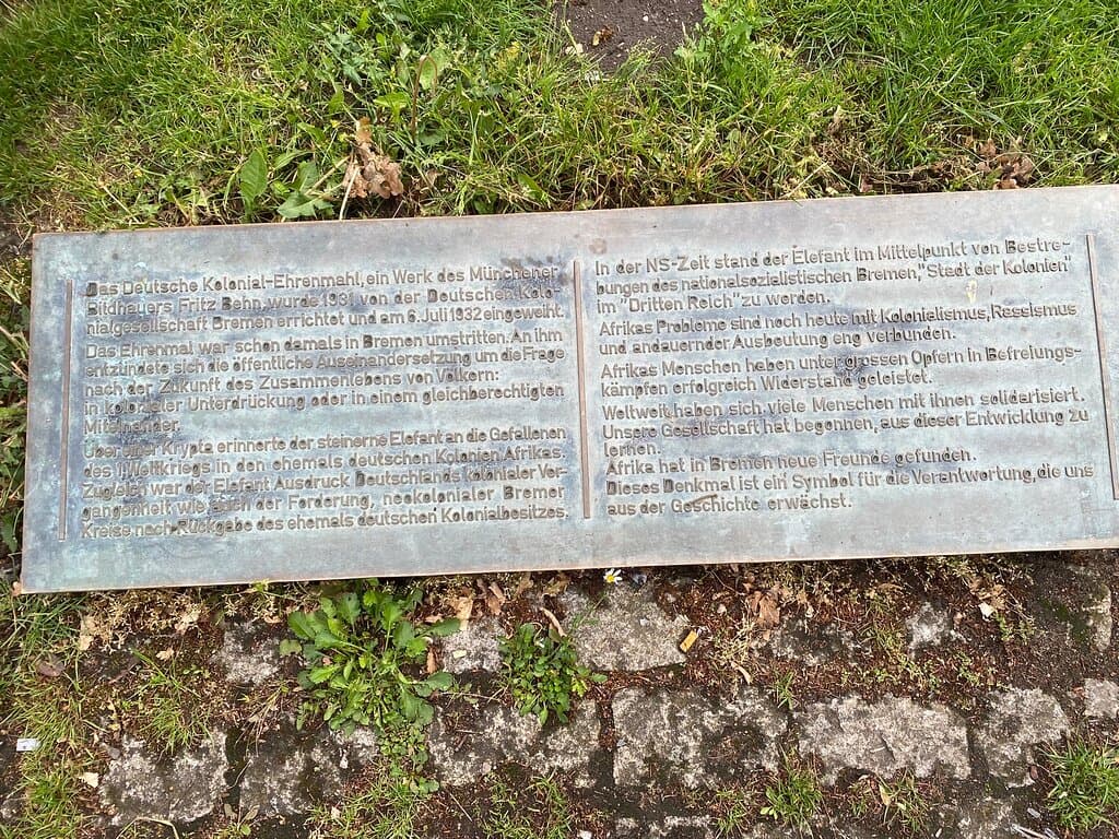 Anti-Colonial Monument Der Elefant