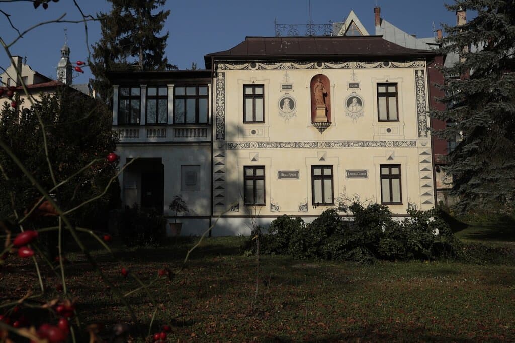 Exterior view of the Villa of Dominik Skutezky