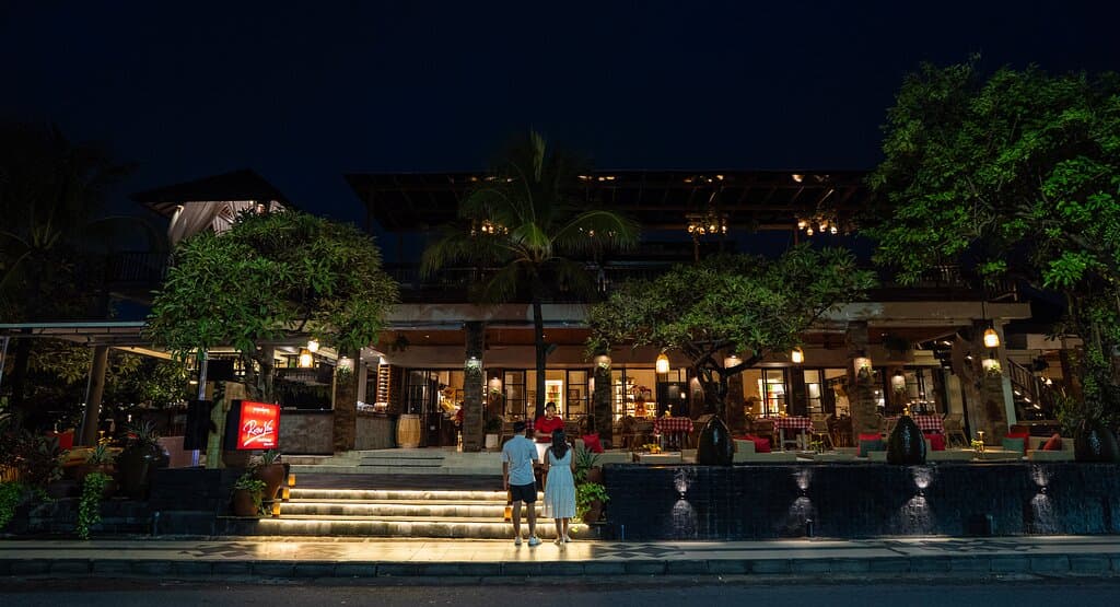 Rosso Vivo Dine & Lounge - Best Italian Restaurant opposite Kuta Beach