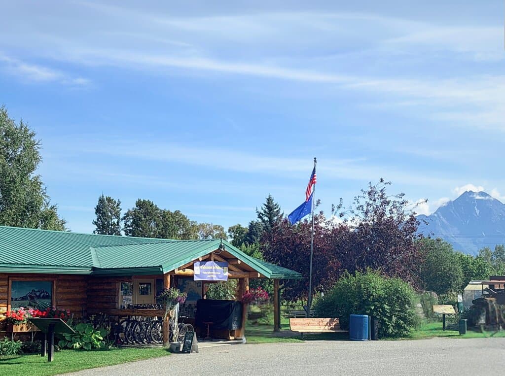 Palmer Museum of History and Art and Palmer Visitor Information Center