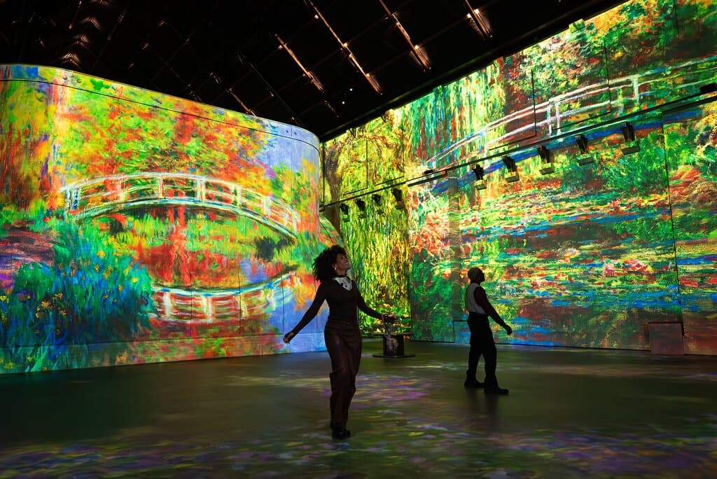 Monet, Master of Impressionism  Soft light, swift brushstrokes and vibrant colours: meet Claude Monet, the pioneer of Impressionism and celebrate 150 years of this groundbreaking art movement. You can visit this sensory immersive experience from 19 September 2025.  