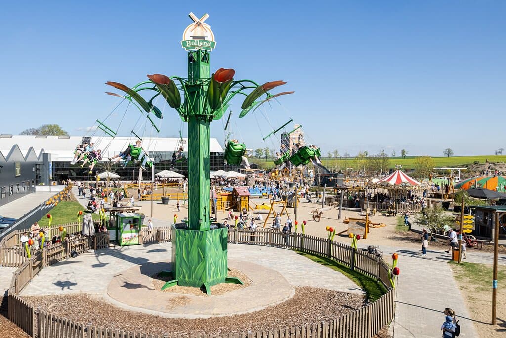 Kettenflieger "Tulpenturm" im Holland-Park