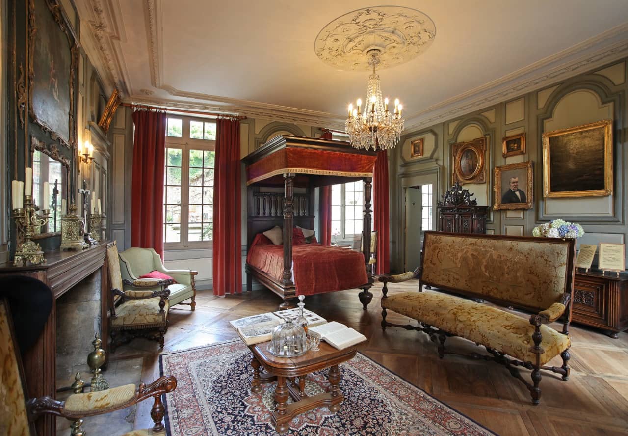 Authentic Period Rooms