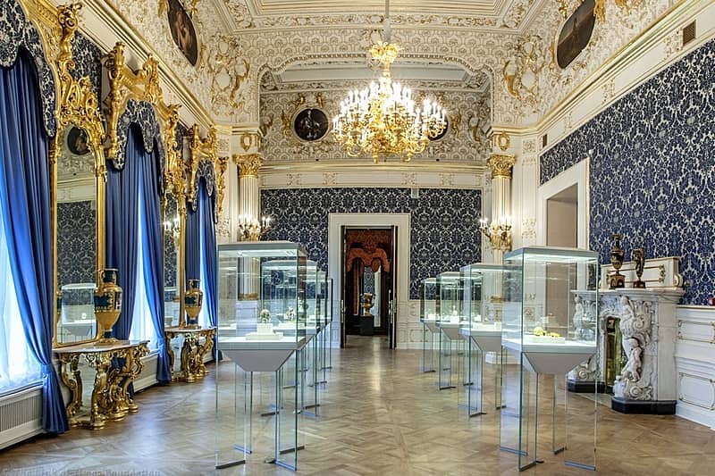 Naryshkin-Shuvalov Palace Interior