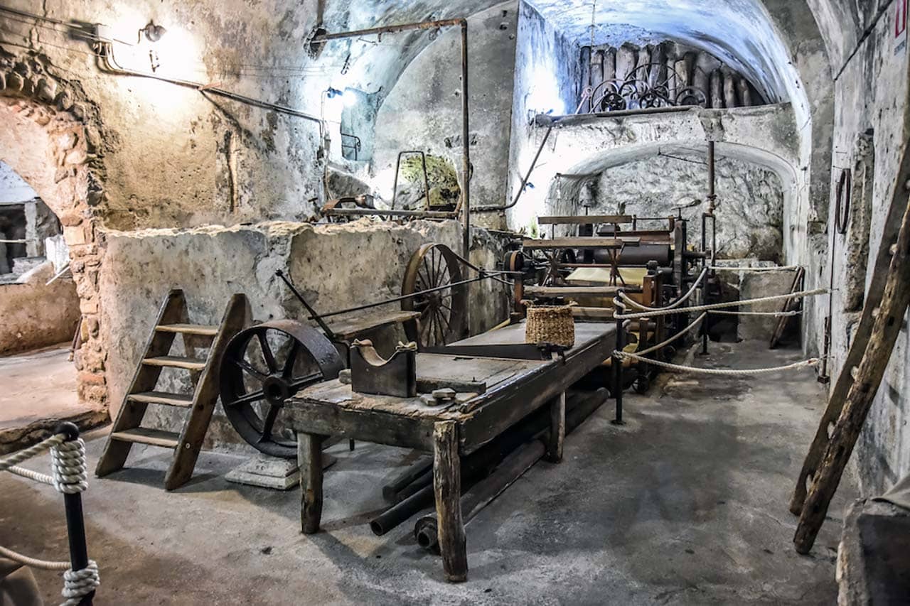 Working Water-Powered Machines