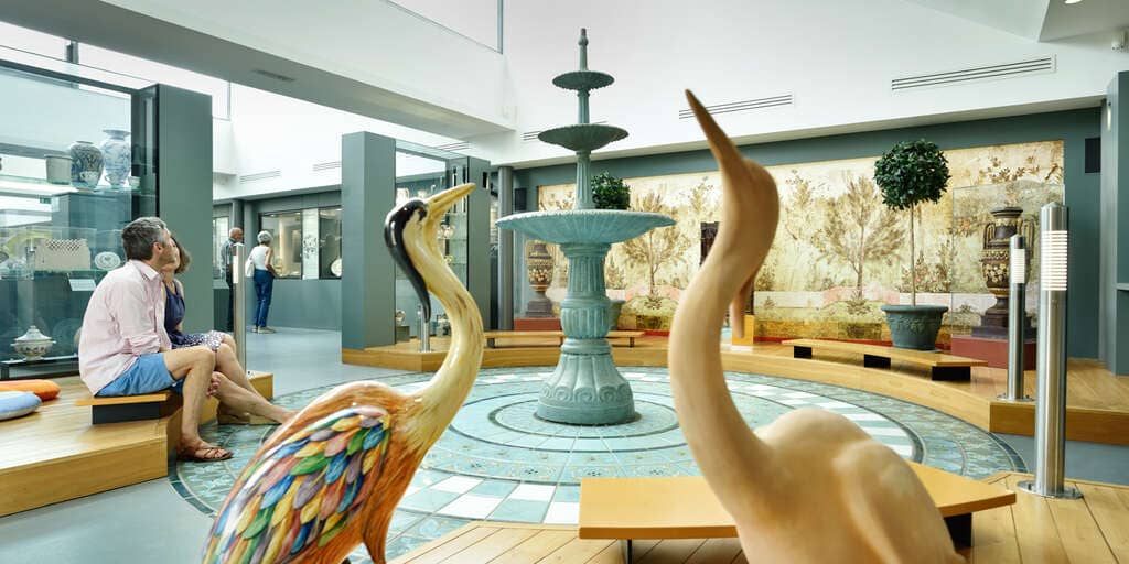 Exquisite Faience Exhibitions