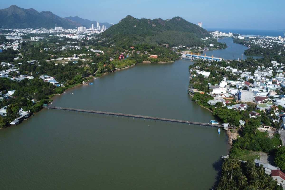 Cai River Estuary