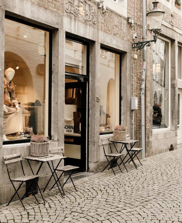 Luxury Retailers & Boutiques
