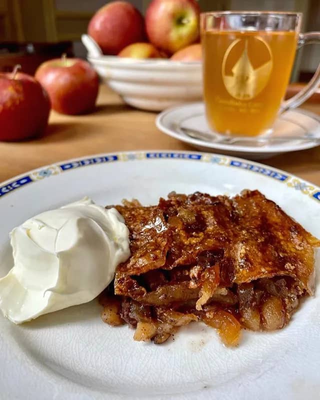 Famous Apfelstrudel