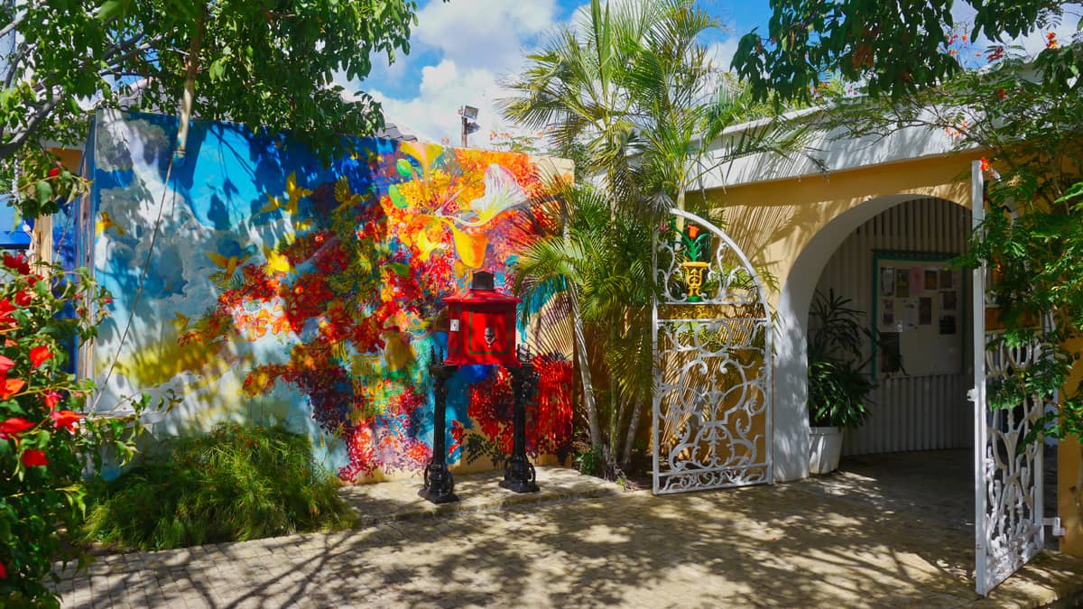 Rotating Art Exhibits