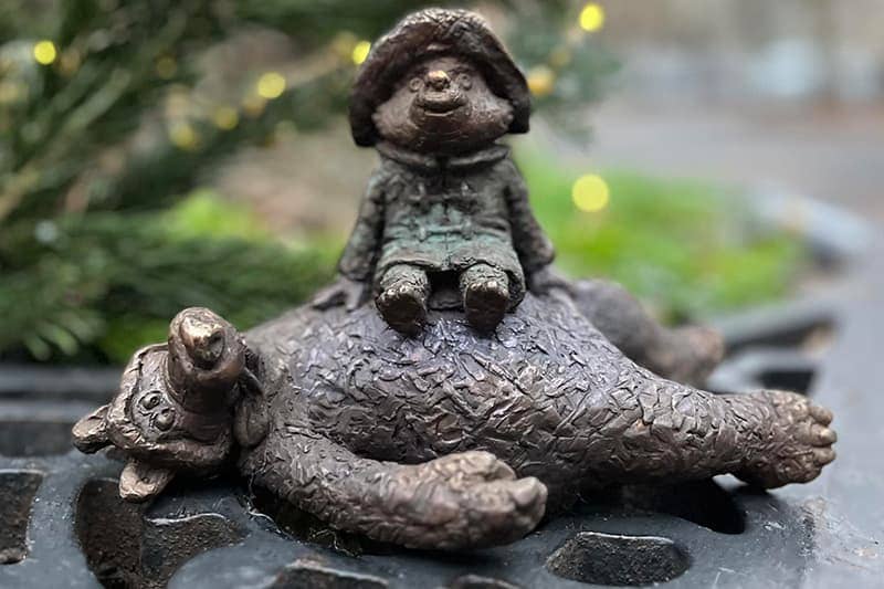 Mihaly Kolodko's Mini-Statues