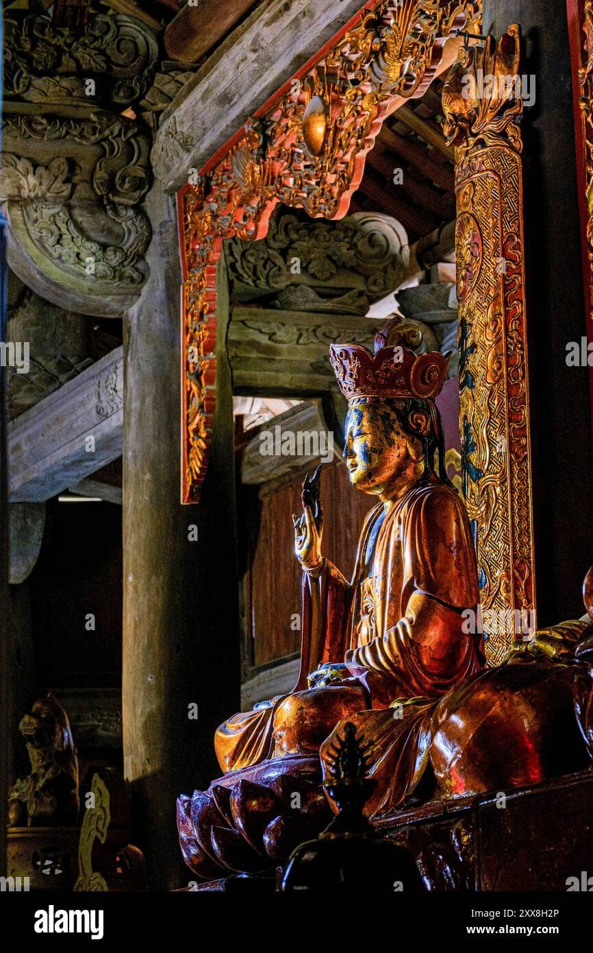 Serene Buddha Statues