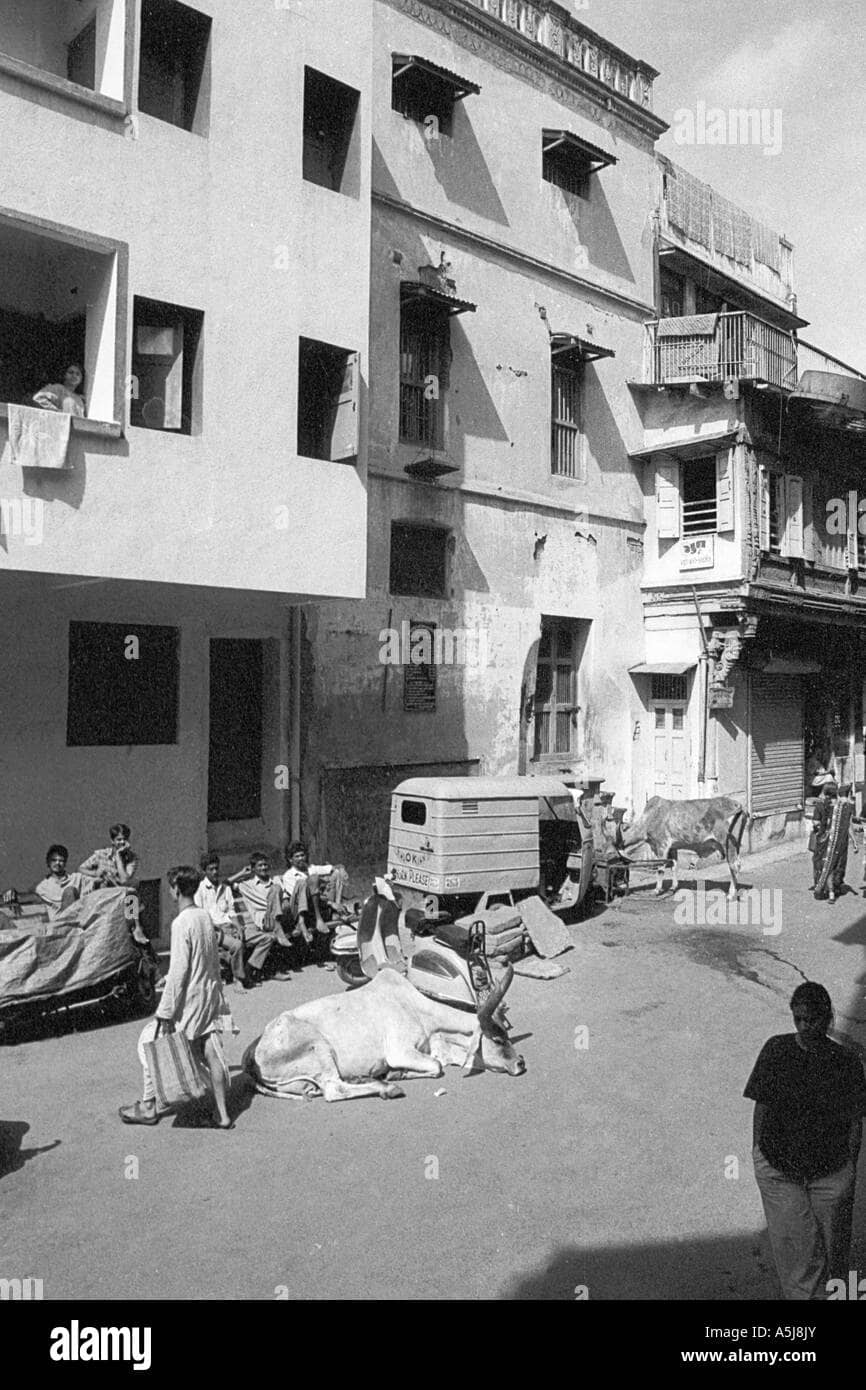 Proximity to Old Ahmedabad