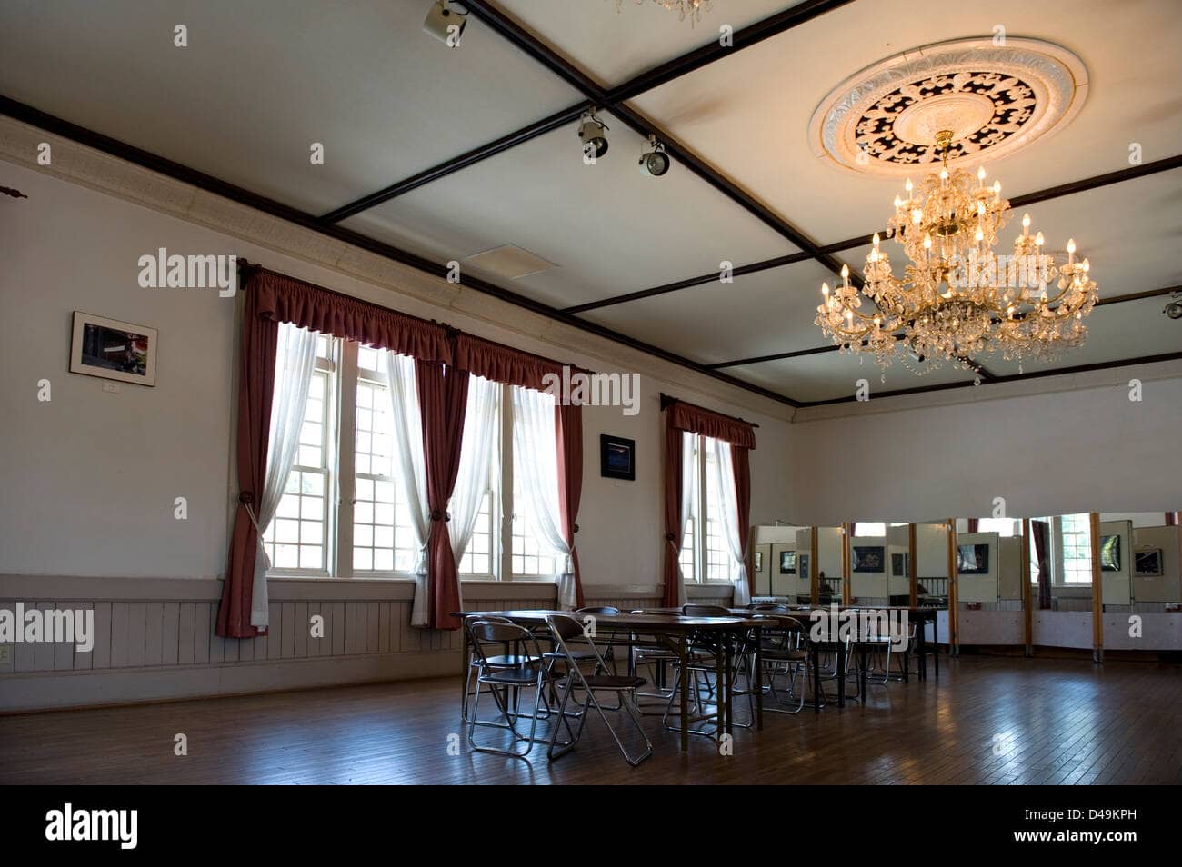Chandelier & Comfort