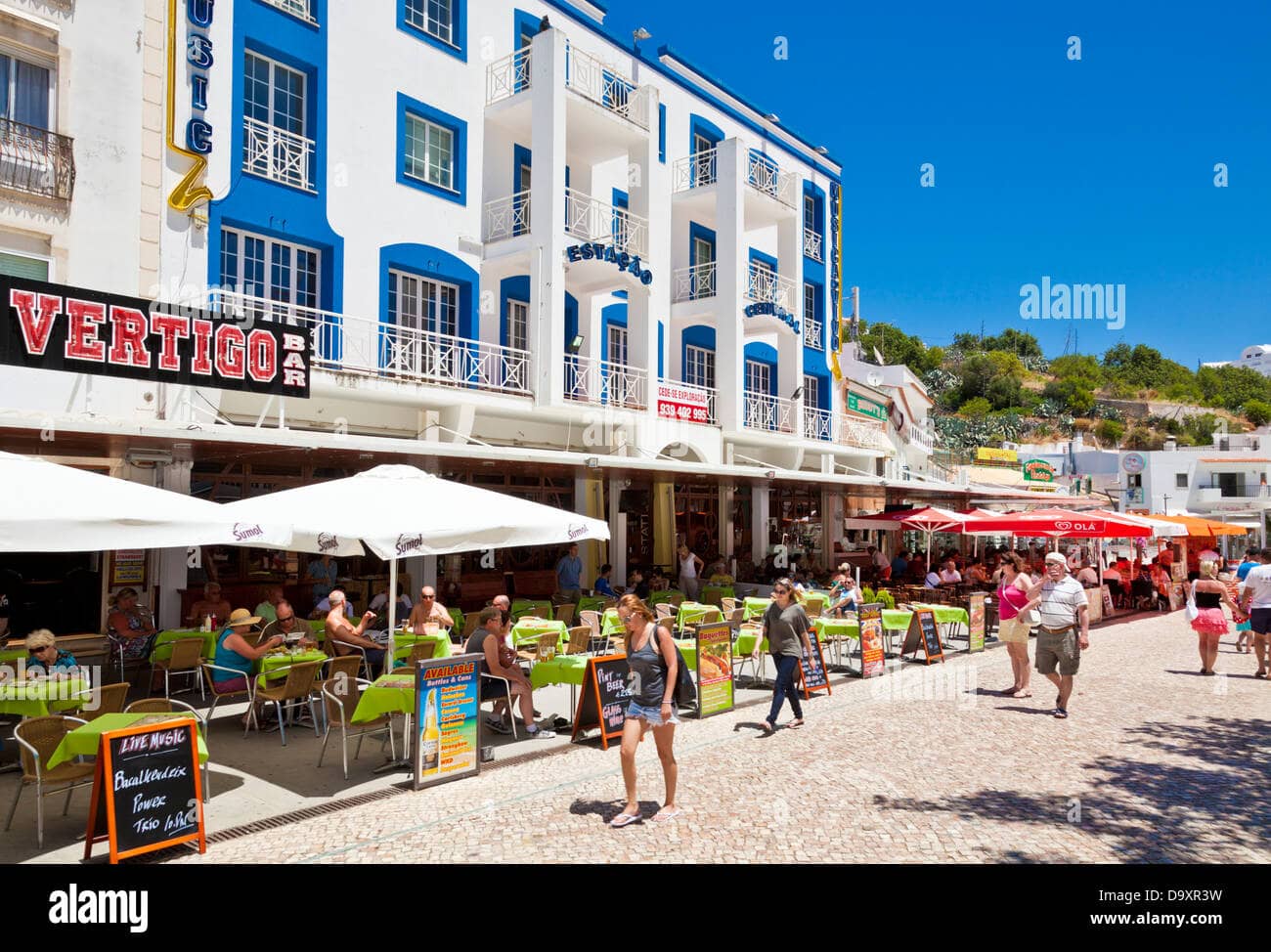 Vibrant Social Square
