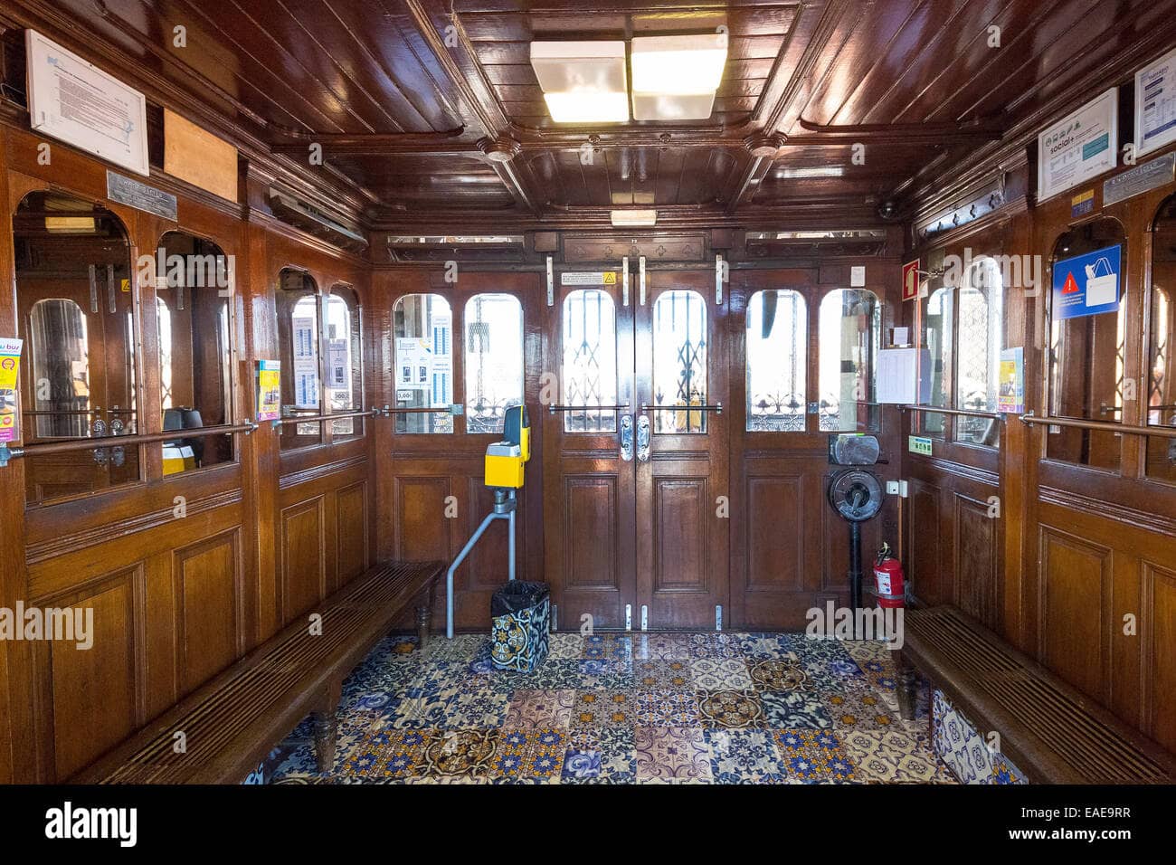 Connecting Chiado and Baixa