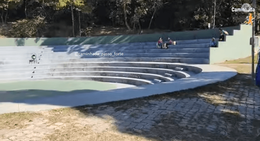 Amphitheater Ambiance