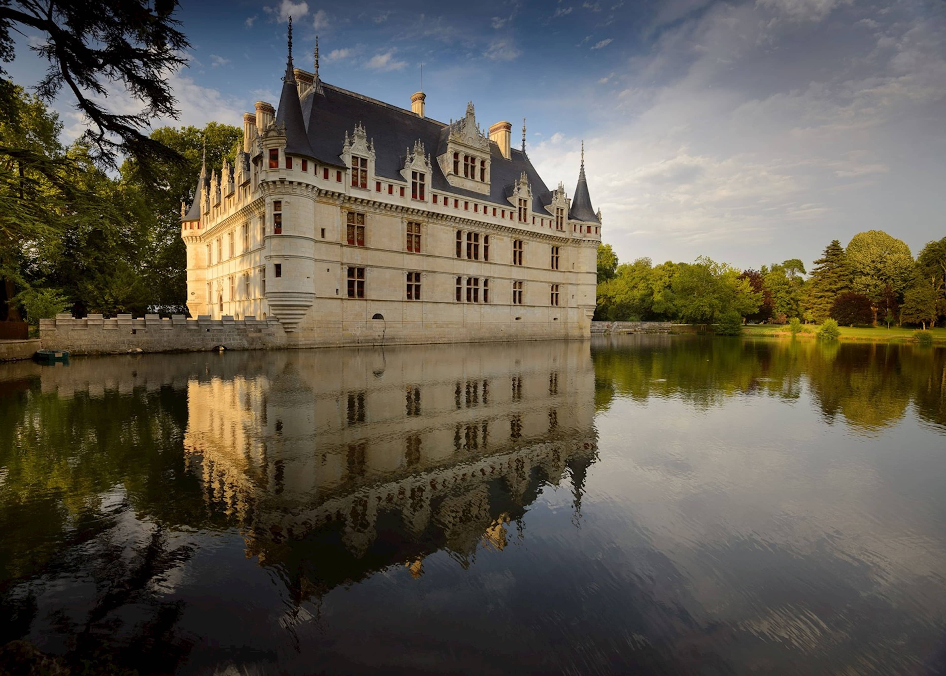 Picturesque Parkland & Gardens