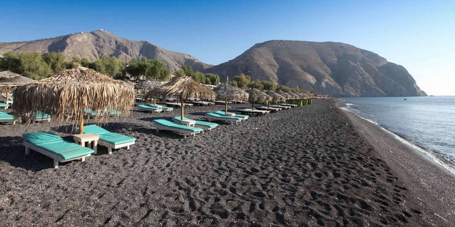 Perissa Beach