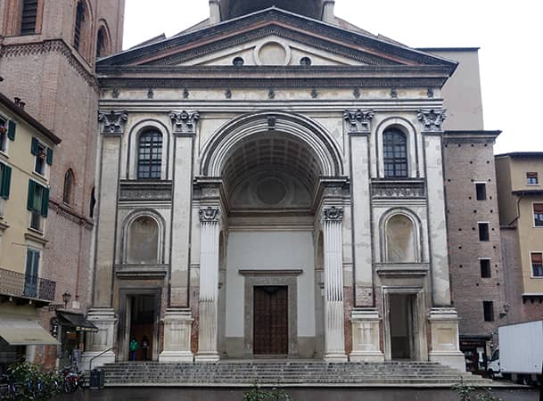 Alberti's Architectural Masterpiece