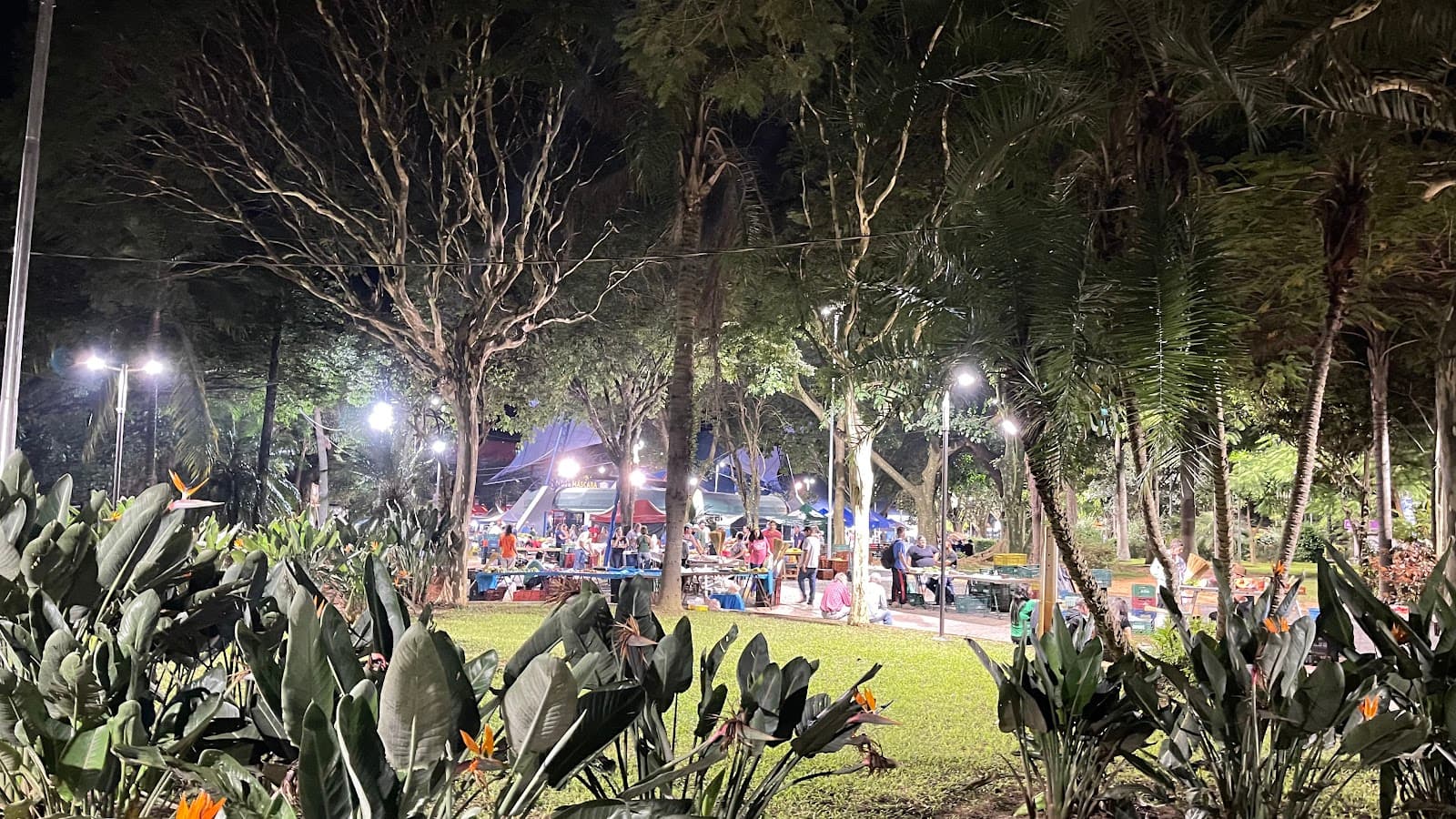 Feira de Artesanato Serra Negra - Image 1