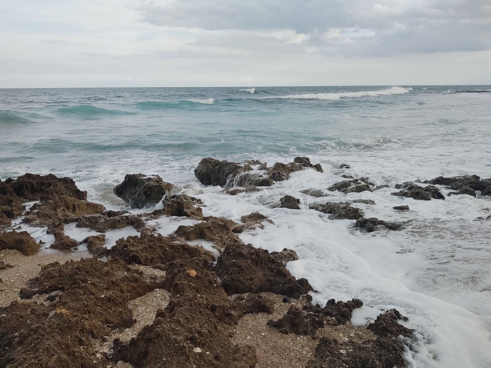 Chastain Beach - Image 1