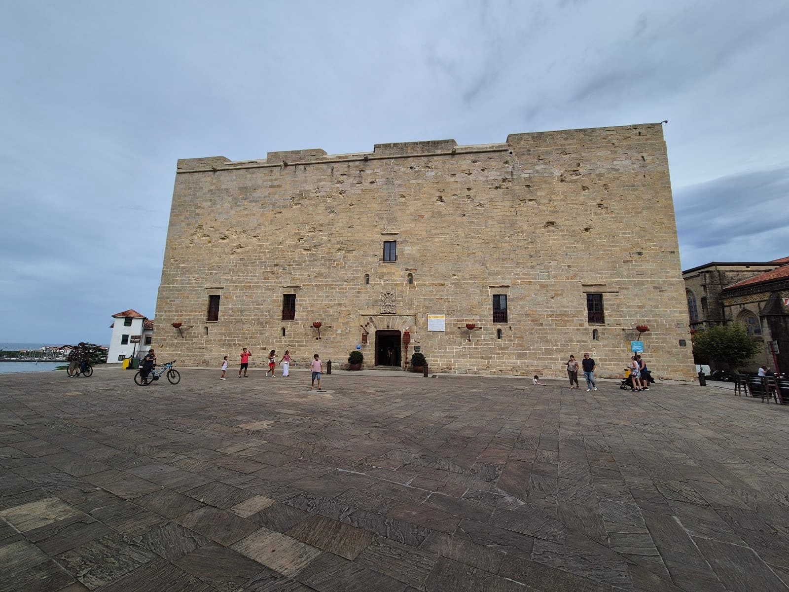 Hondarribia Old Town - Image 1