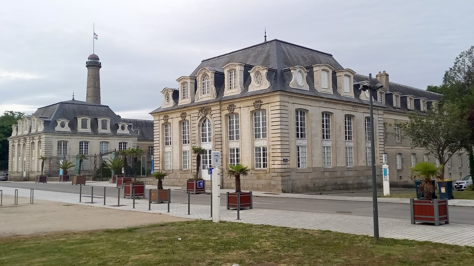 Hôtel Gabriel - Image 1