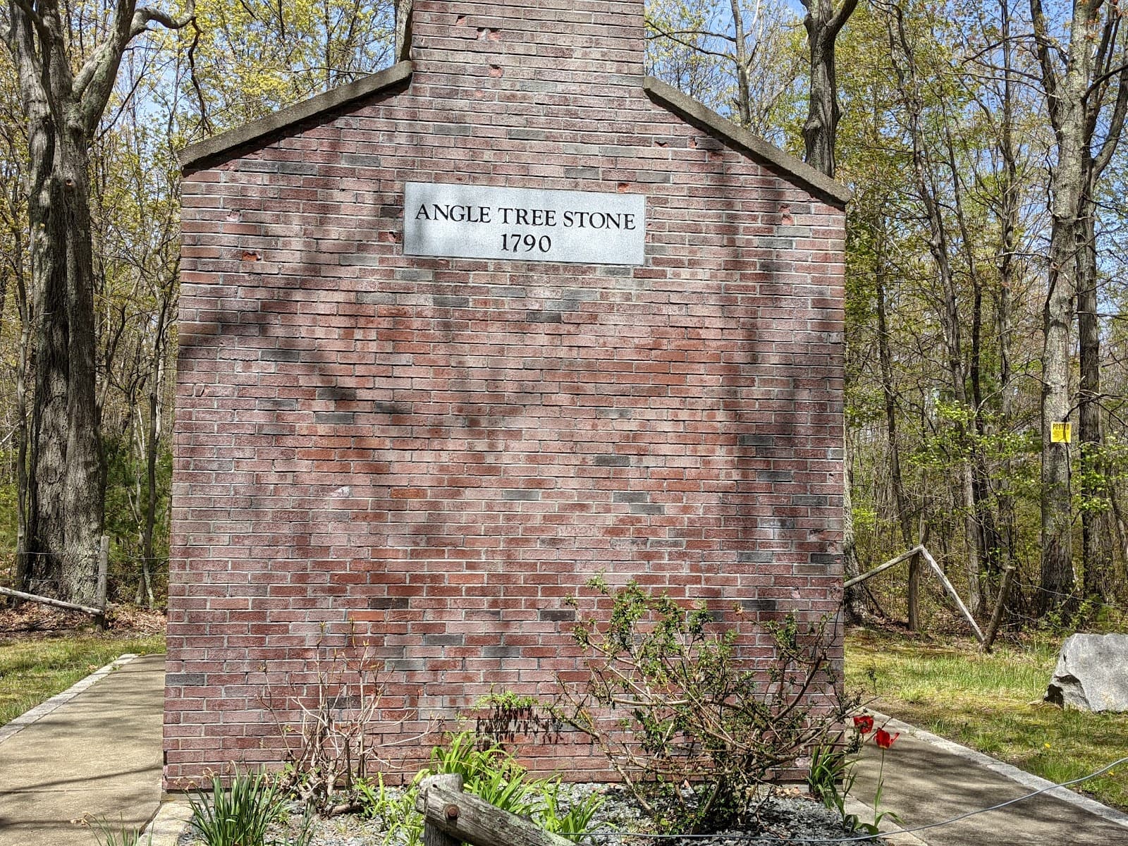 Angle Tree Stone - Image 1