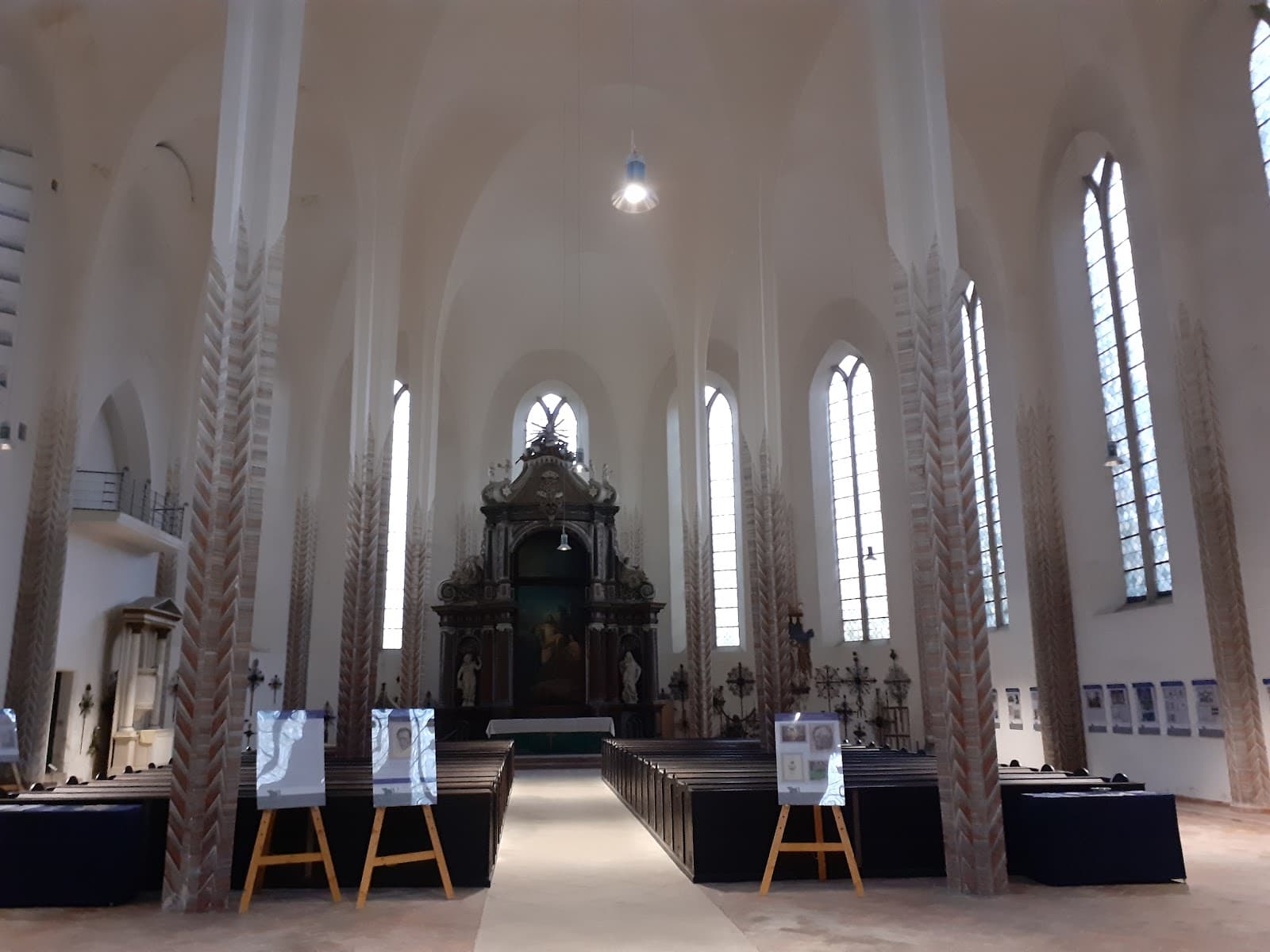 Nikolaikirche (St. Nicholas Church) - Image 1