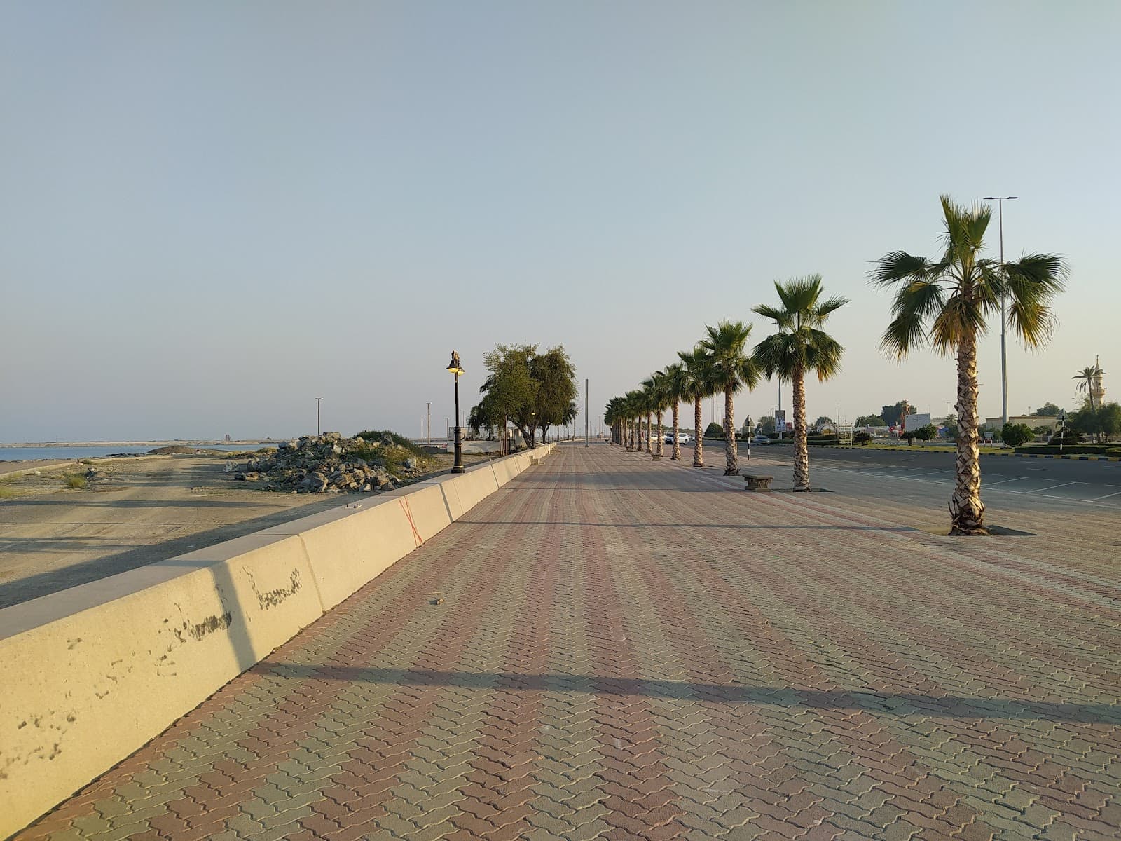 Murbah Corniche - Image 1