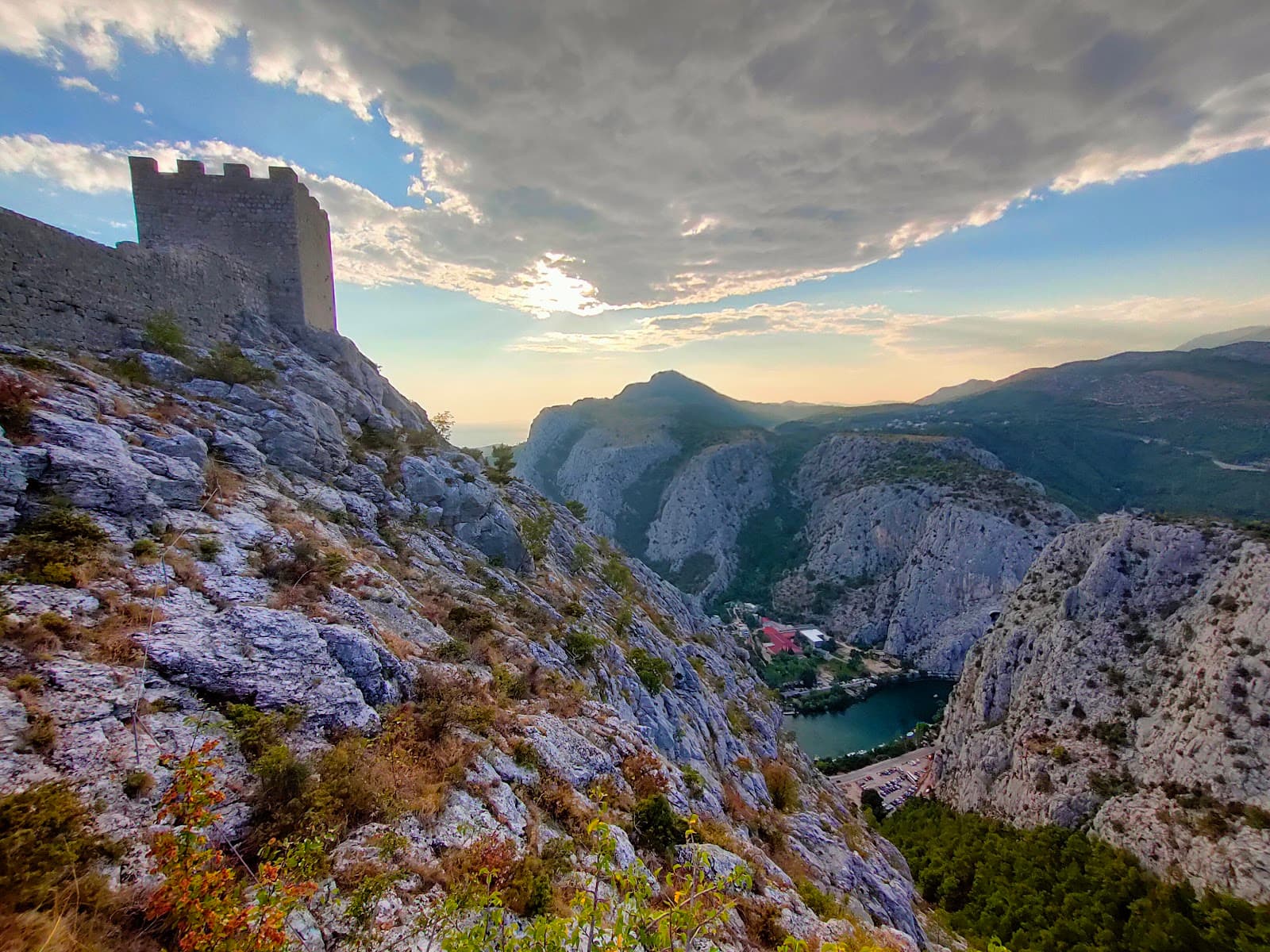 Starigrad Fortress (Omiš) - Image 1