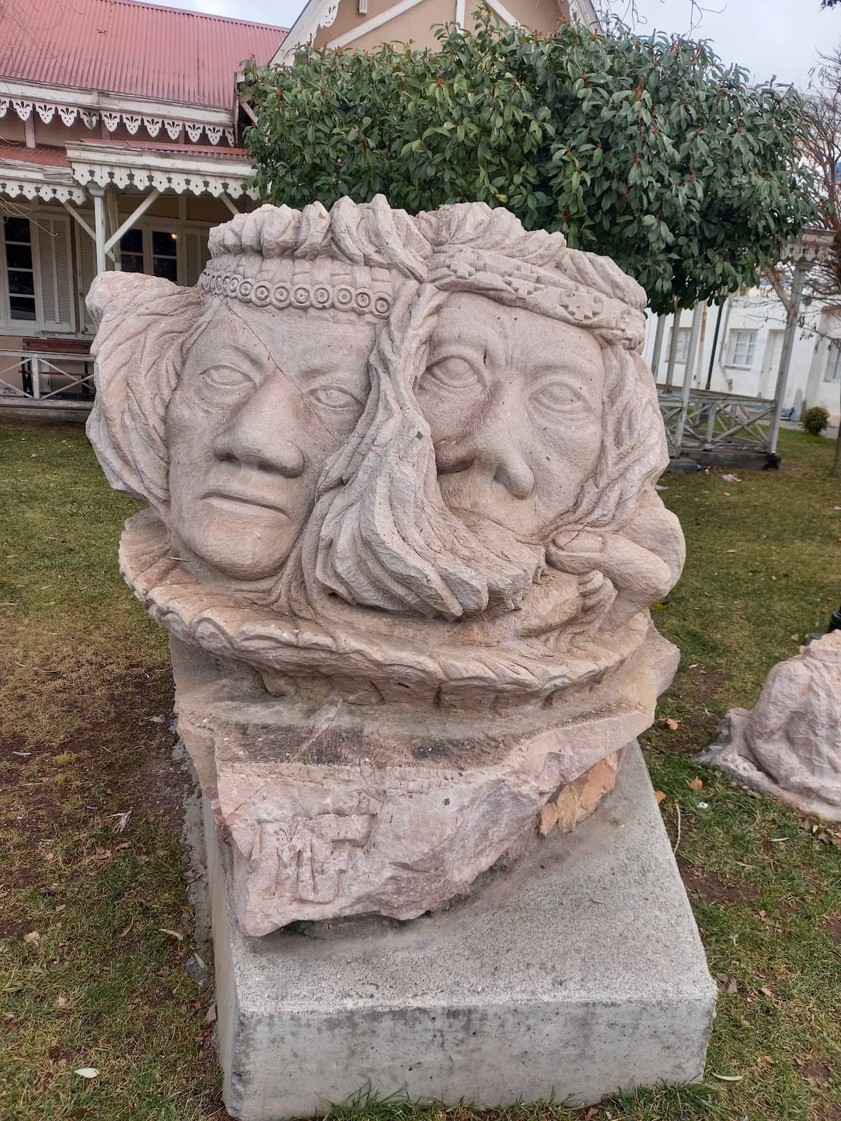 Innovative Tulle Art Display