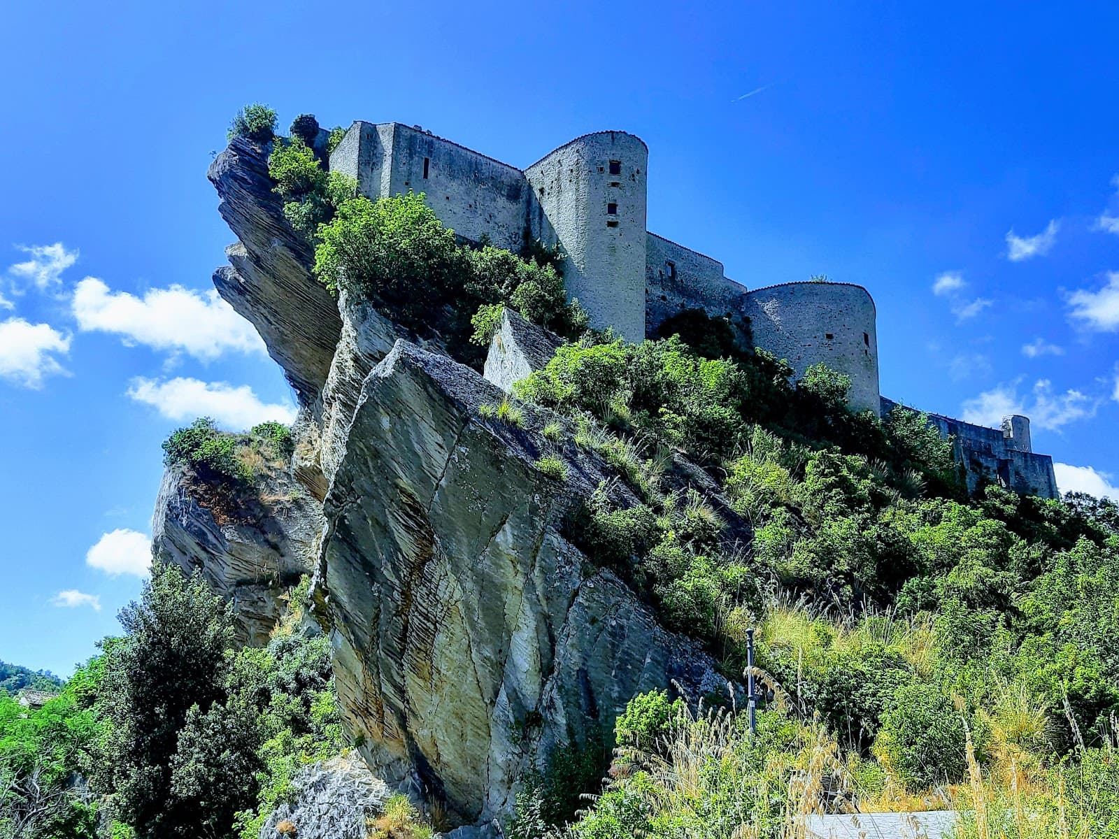 Castello di Roccascalegna - Image 1