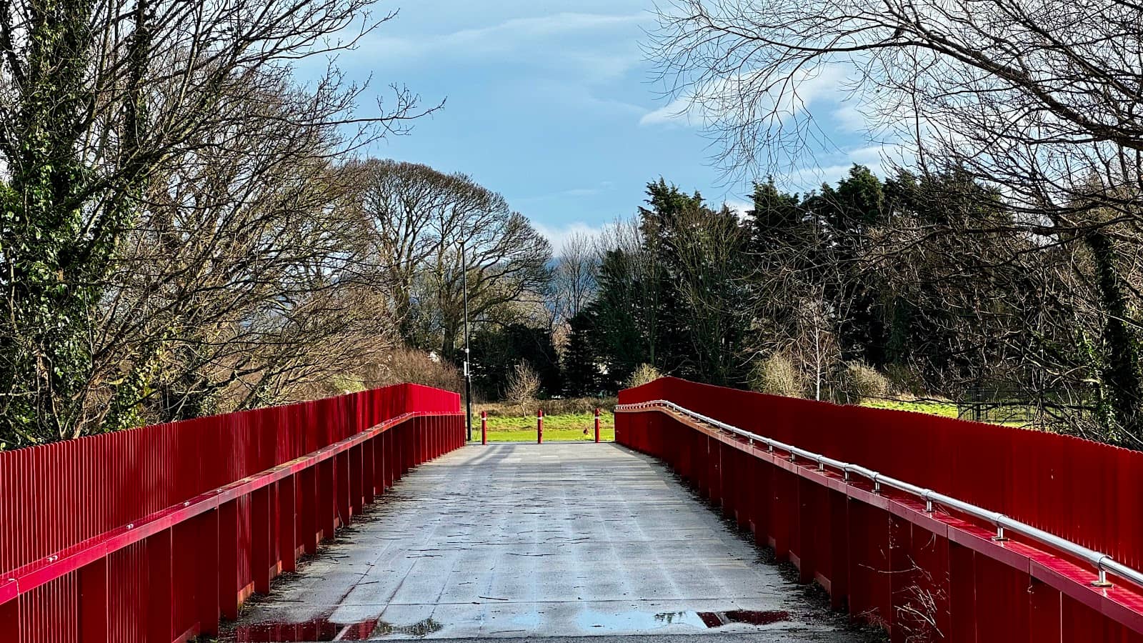 Port Equipment Displays