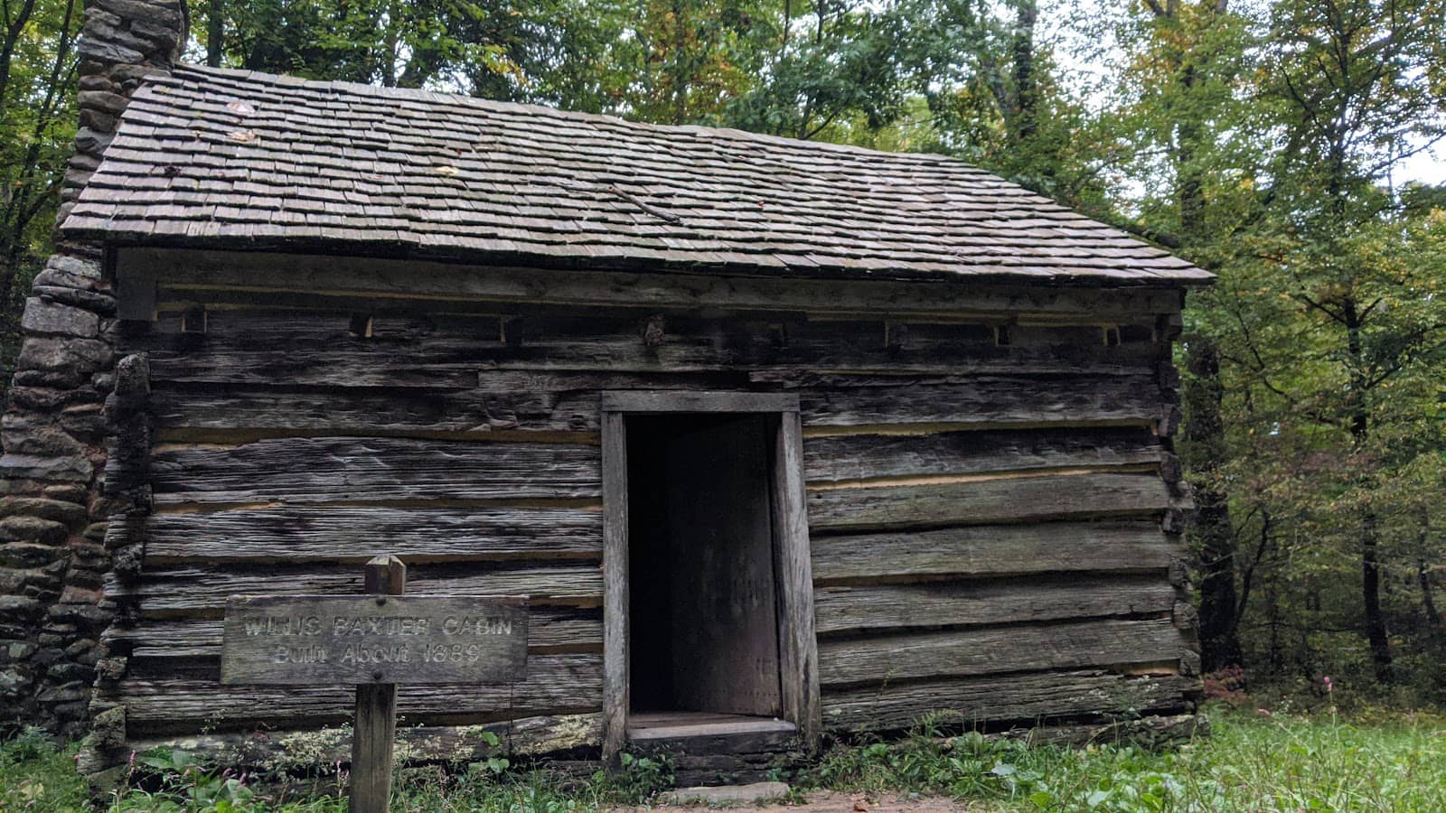 Tranquil Hiking Experience