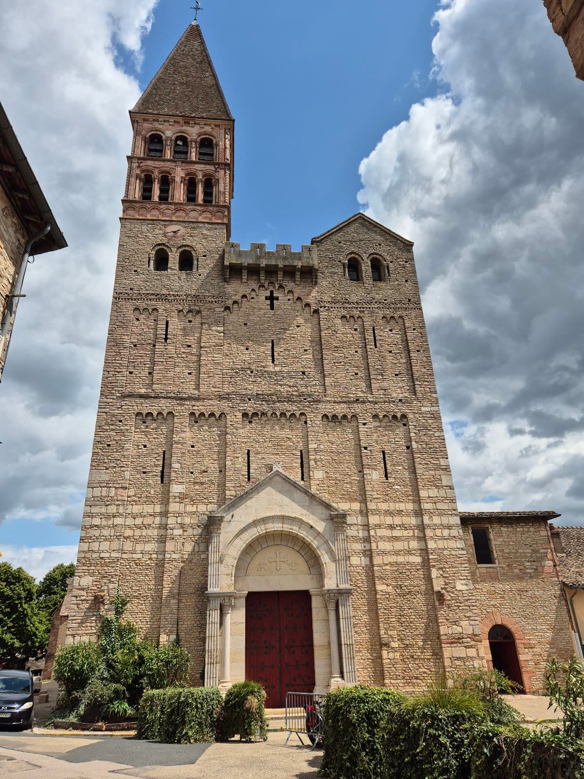 Tournus Abbey (Saint-Philibert) - Image 1