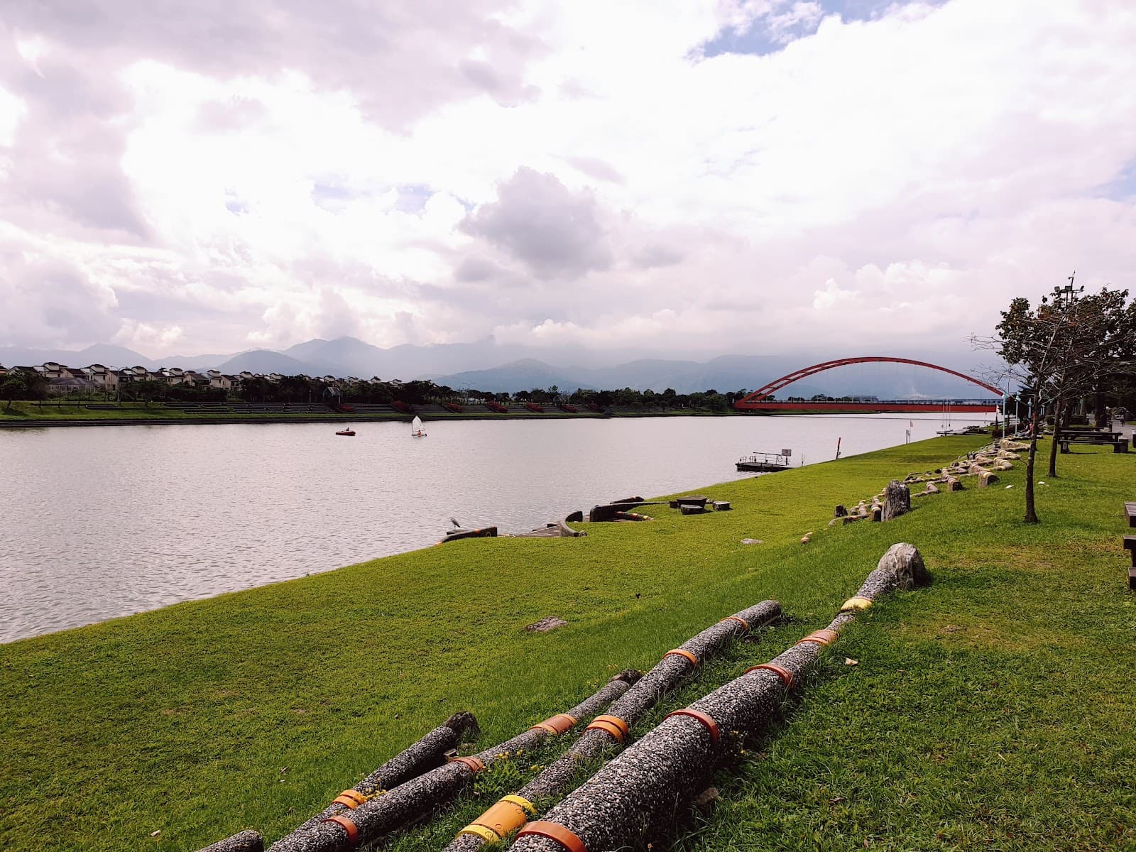 Dongshan River Water Park - Image 1