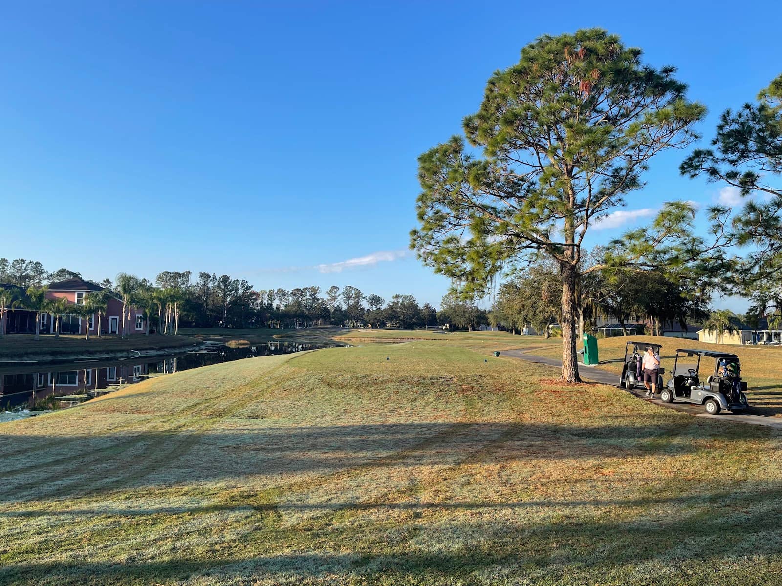 Omari's Bar and Grill