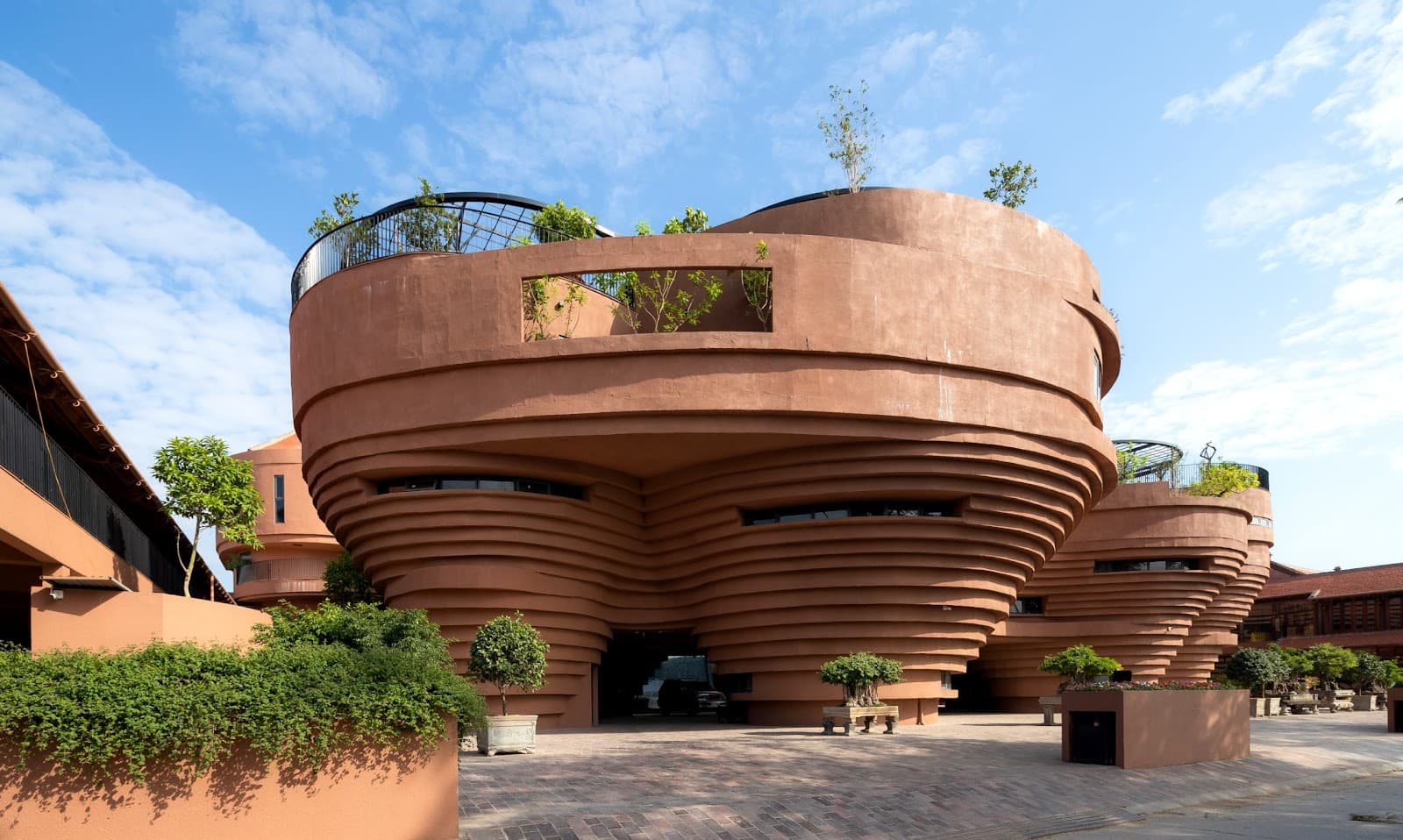 Bat Trang Ceramic Museum Hanoi - Image 1